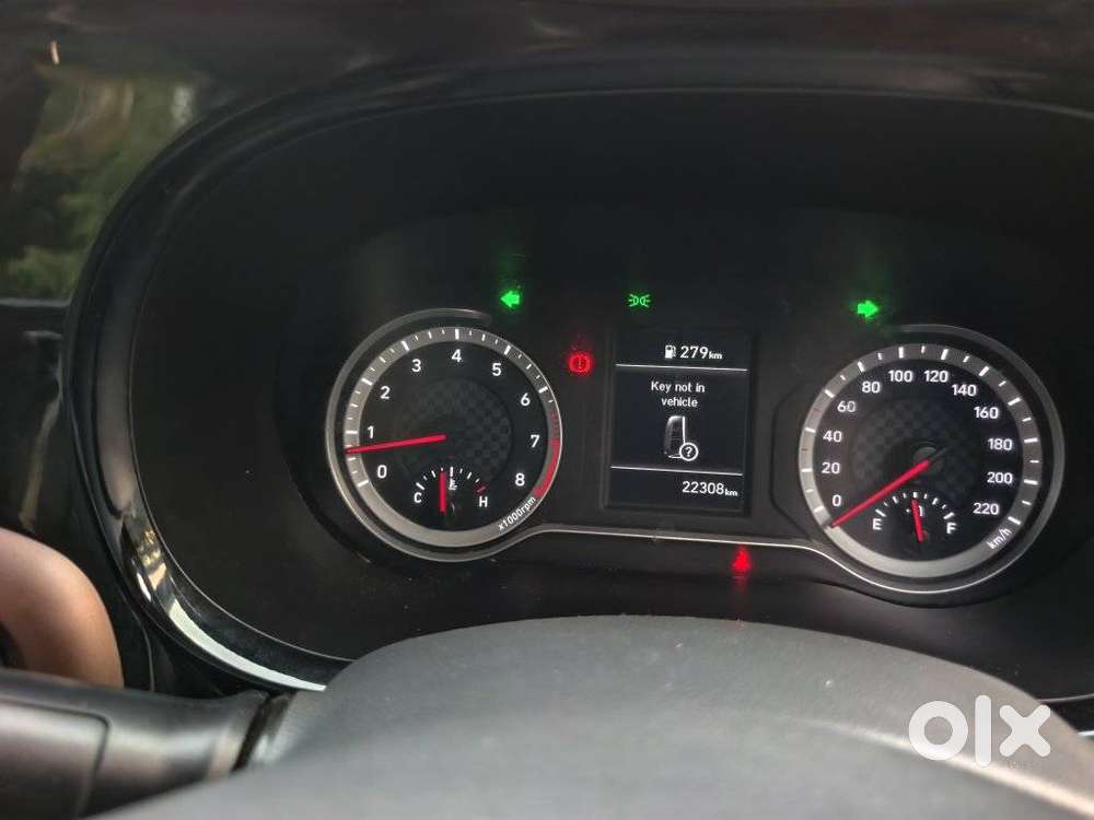 Hyundai Aura 1.2 Sx Petrol Manual, 2024, Petrol