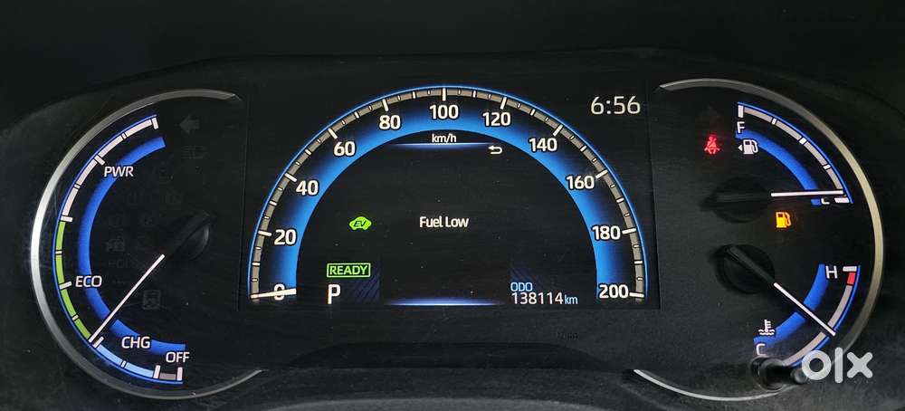 Toyota Innova Hycross 2.0 Zx Hybrid 7 Str, 2023, Petrol