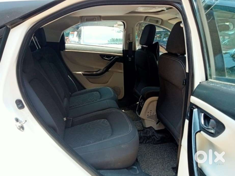 Tata Nexon Amt Xza Plus, 2023, Petrol