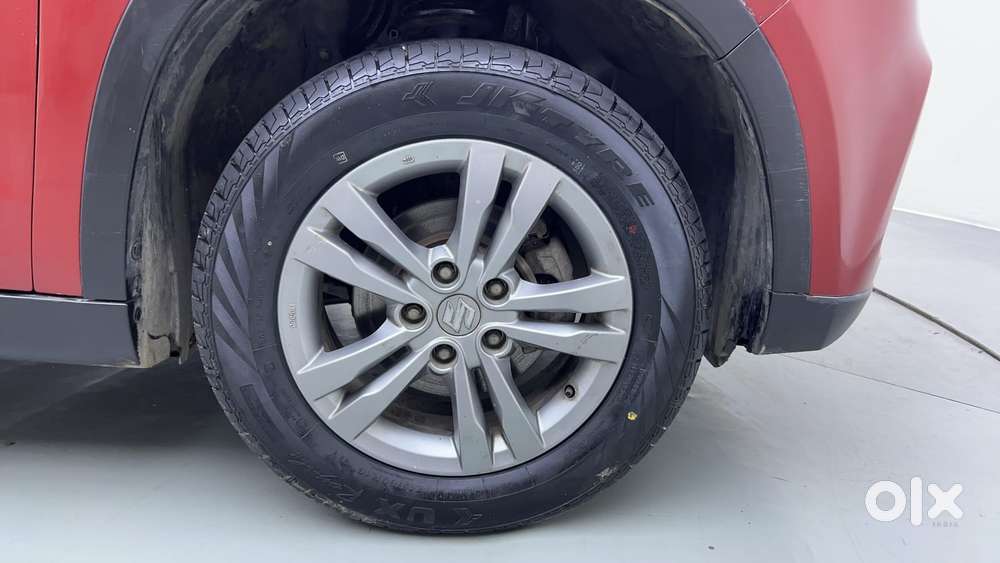 Maruti Suzuki Vitara Brezza Zdi+ Dual Tone Mt, 2016, Diesel