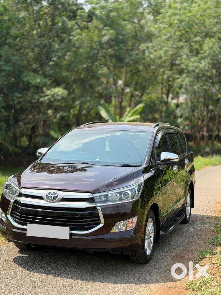 Toyota Innova Crysta 2017