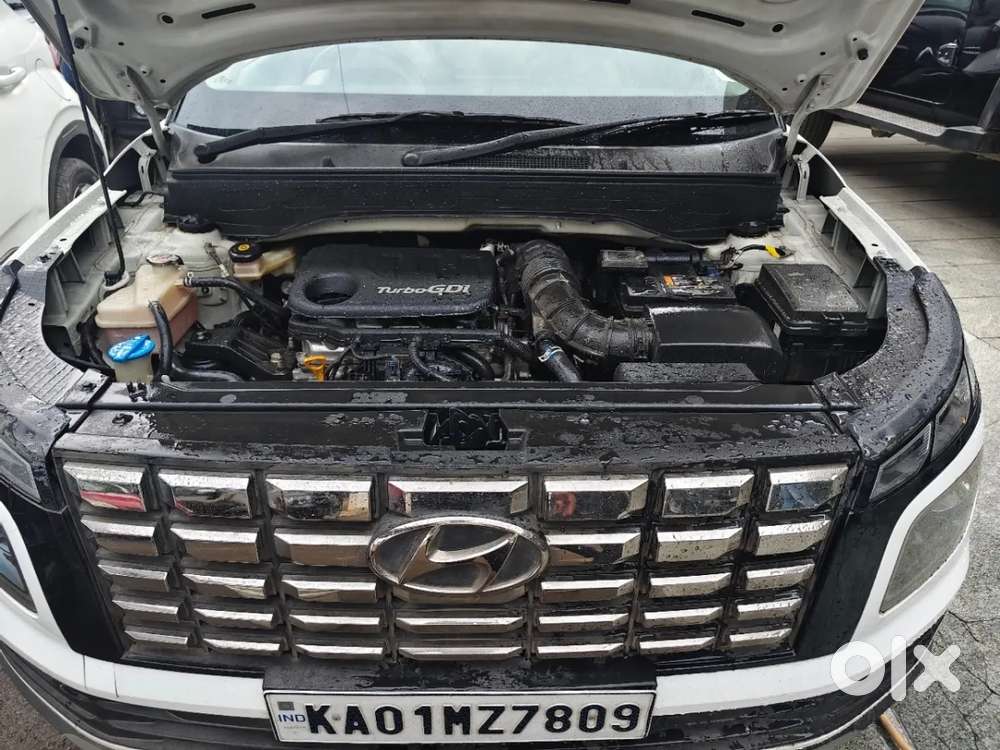 Hyundai Venue 1.0 SX (O) Turbo DCT, 2023, Petrol