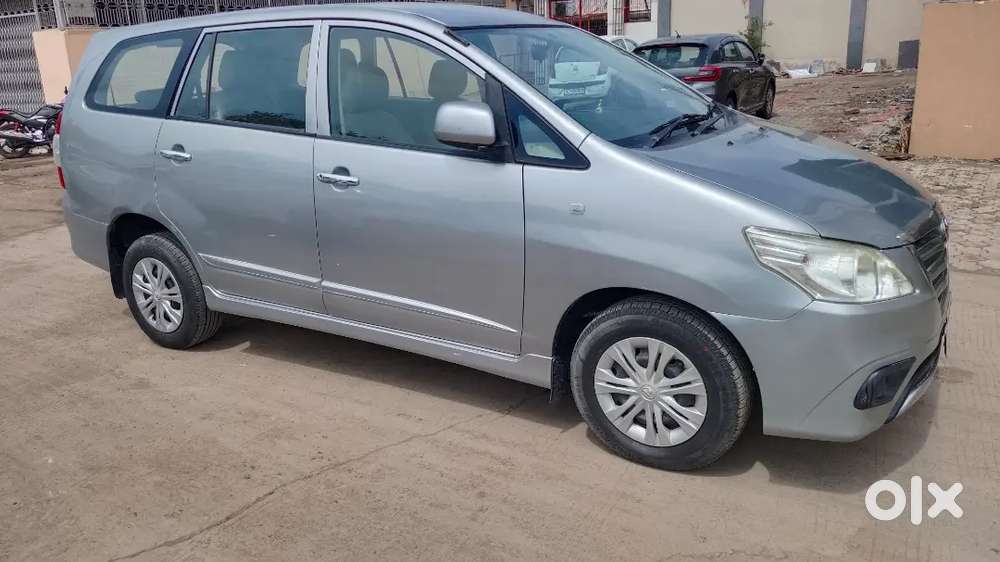 Toyota Innova 2.5 Gx 2016
