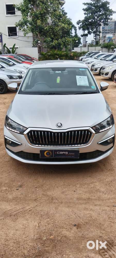 Skoda Slavia Active 1.0l Tsi Mt, 2023, Petrol