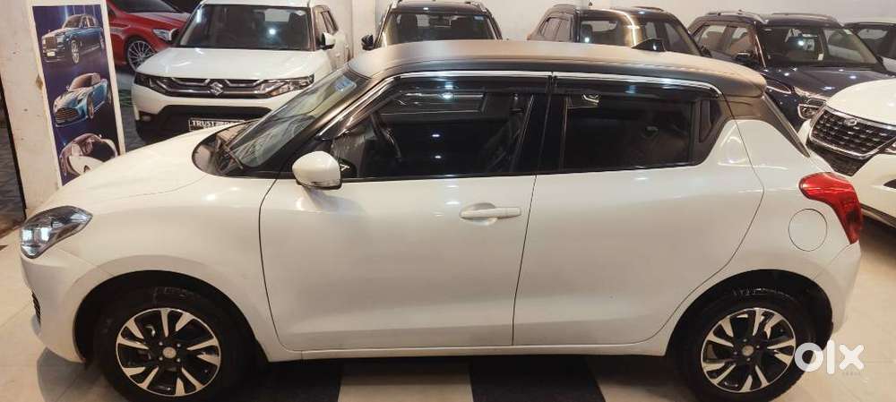 Maruti Suzuki Swift 1.2 Vxi Glory Edition, 2022, Petrol