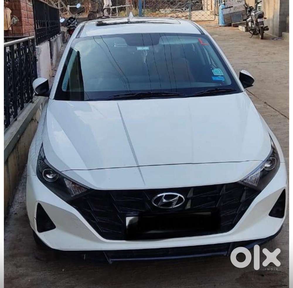 Hyundai I20 2021 Petrol 70000 Km Driven Well Maintained