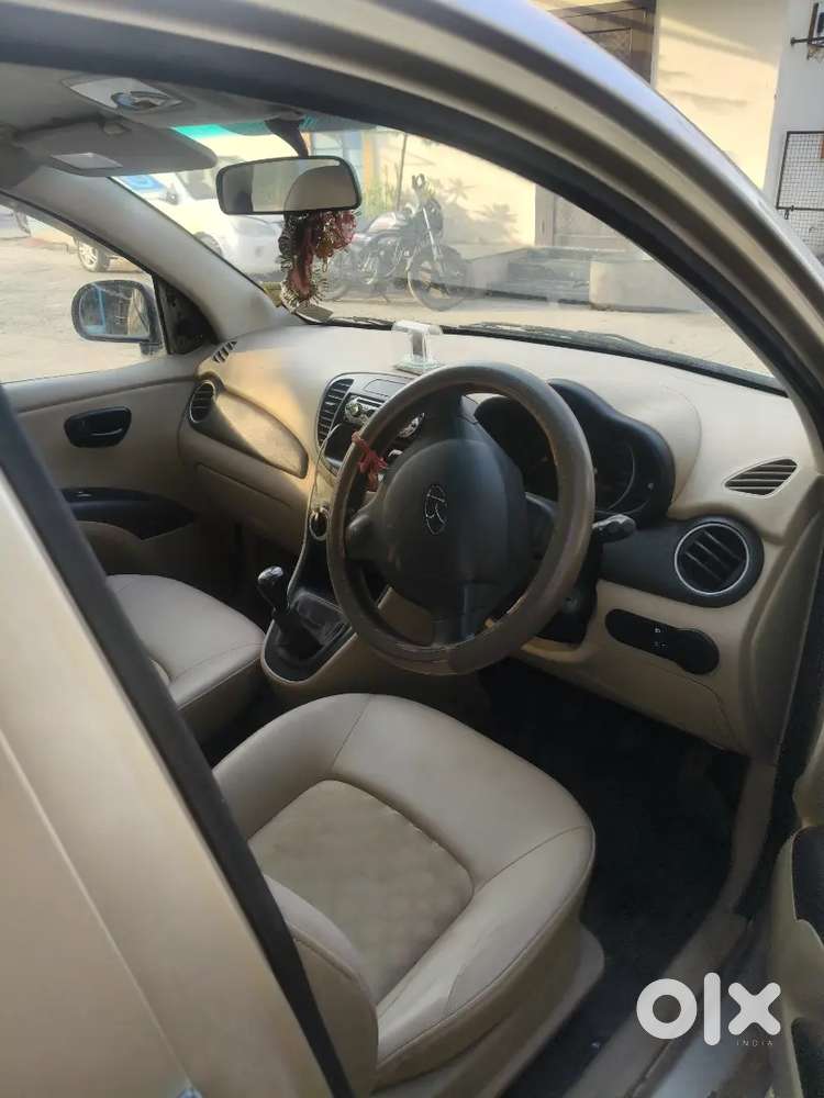 Hyundai I10 2008 Gold Colour