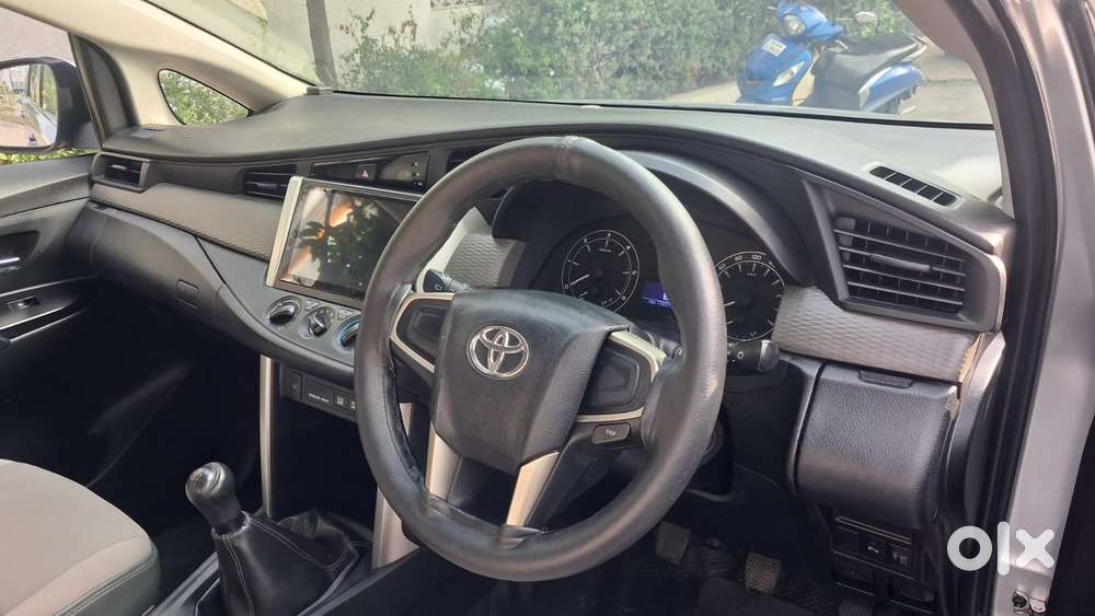 Toyota Innova Crysta 2.4 G Mt 7 Str, 2016, Diesel