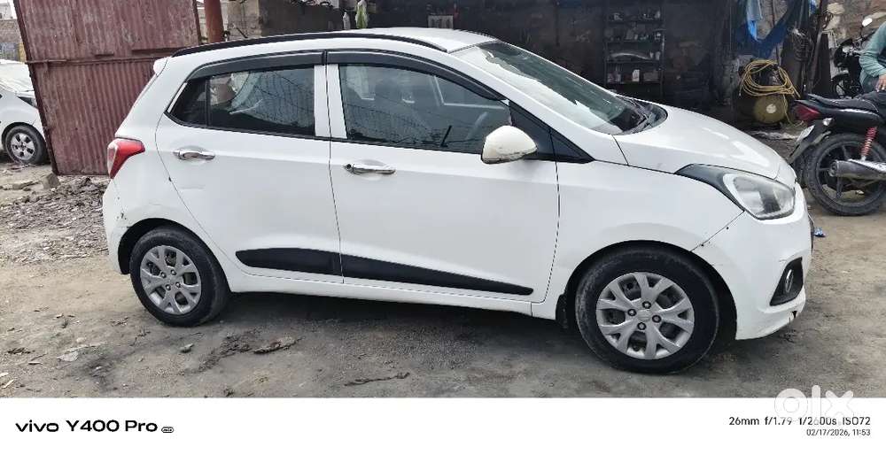 Hyundai Grand I10 2016 Diesel 89410 Km Driven
