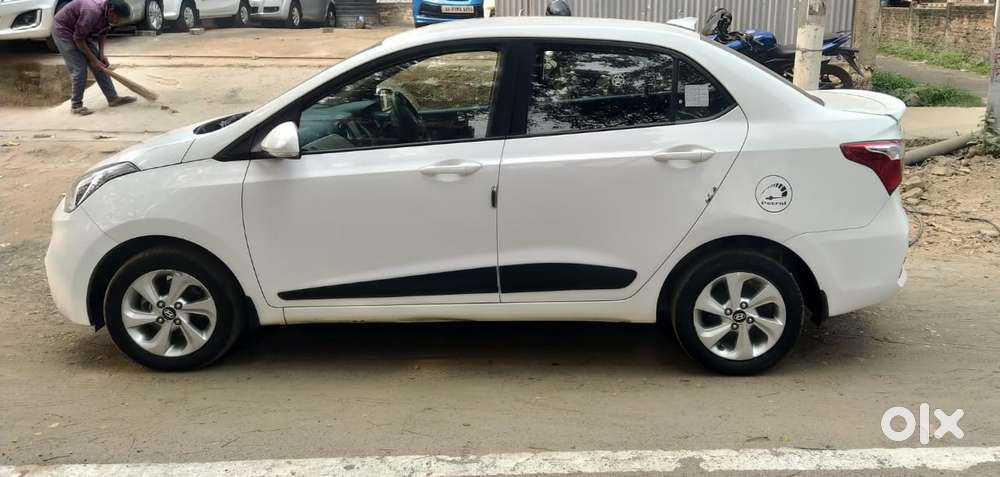 Hyundai Xcent, 2019, Petrol