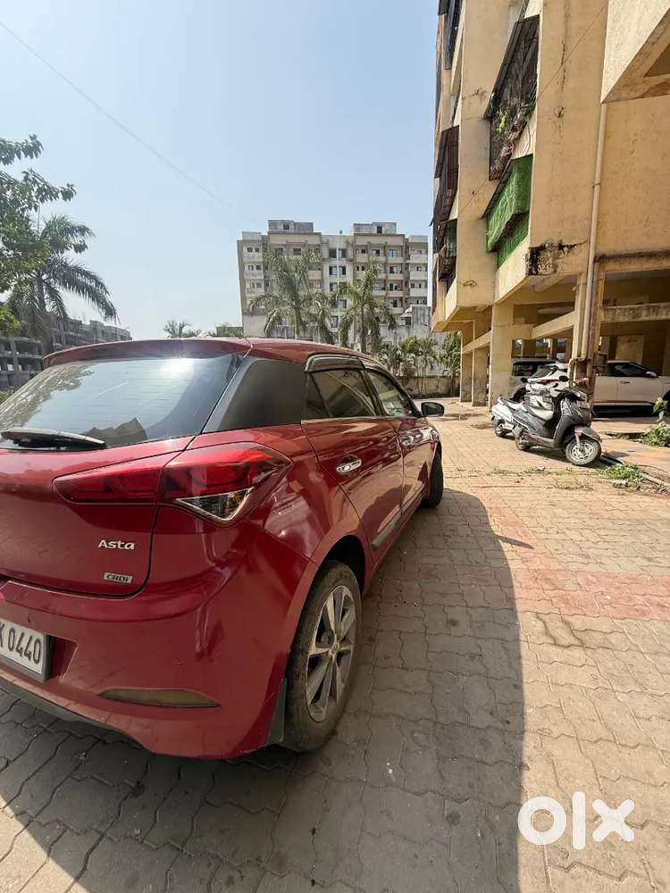 Hyundai I20 2015 Diesel 100000 Km Driven