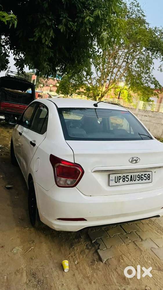 Hyundai Xcent 2015 Diesel Well Maintained