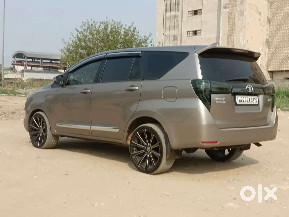 Toyota Innova Crysta 2.8 Gx At 7 Str, 2020, Petrol