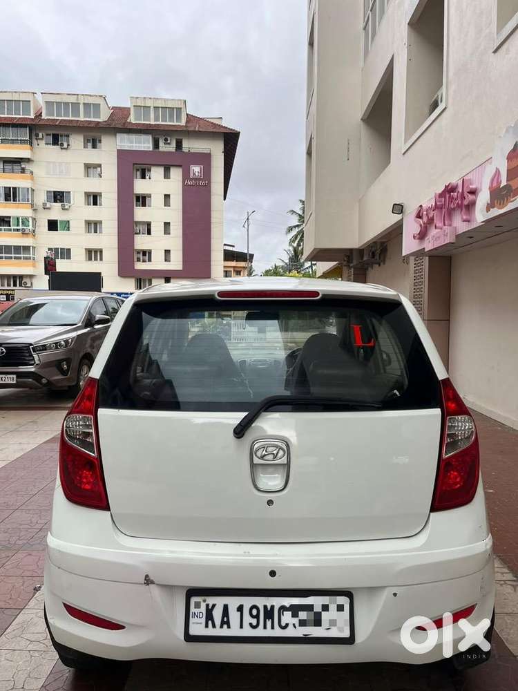 Hyundai I10 Sportz 2012