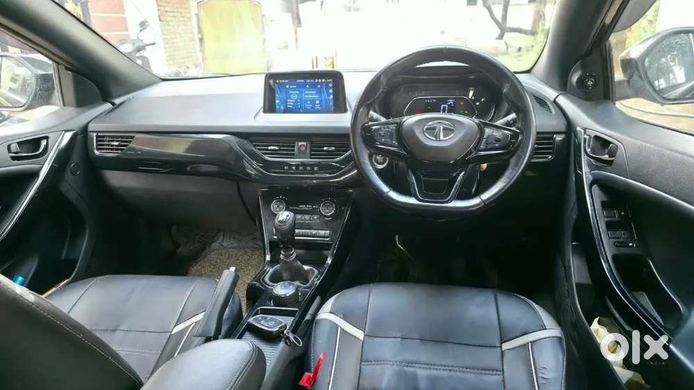 Tata Nexon 2023 Manual Petrol With Sunroof