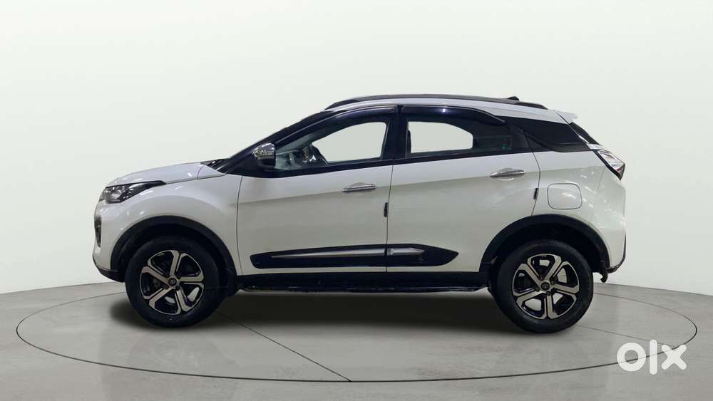 Tata Nexon 1.2 Revotron Xza Plus, 2022, Petrol