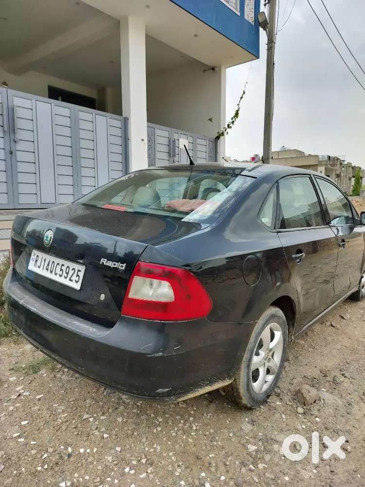 Skoda Rapid 2012 Diesel 113000 Km Driven