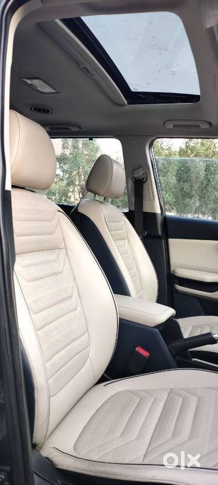 Kia Carens Luxury (o)1.5 Diesel At 7 Str, 2022, Diesel