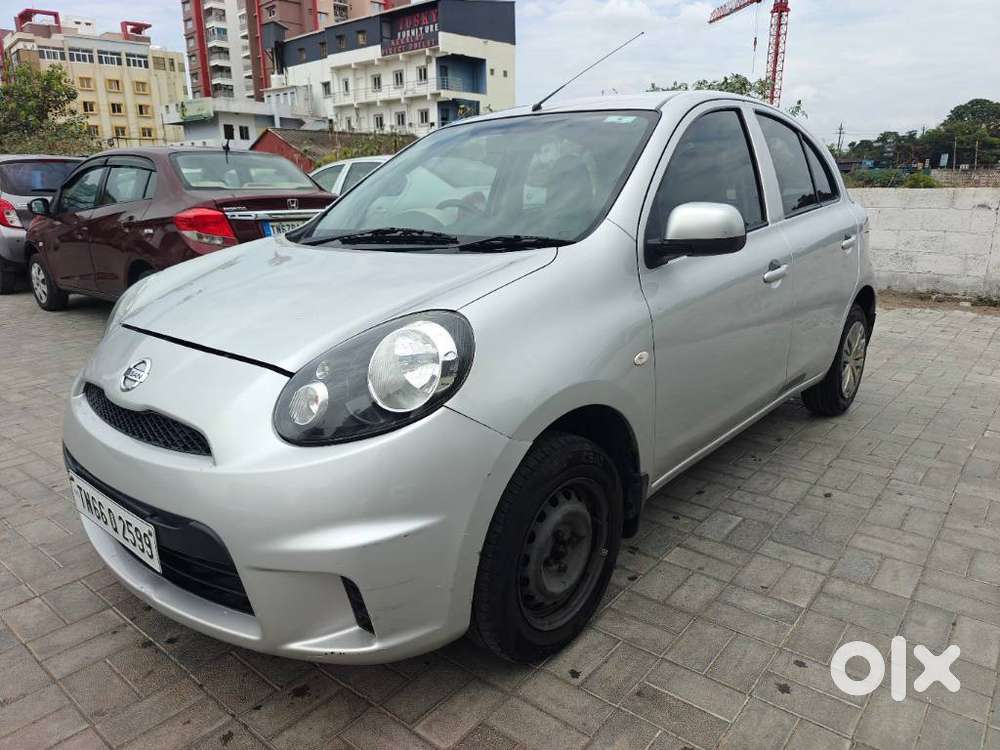 Nissan Micra Active Xv, 2015, Petrol