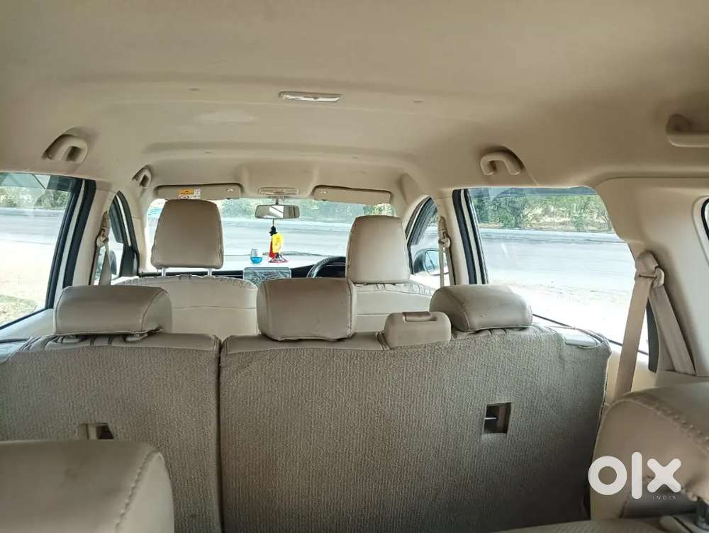 Maruti Suzuki Ertiga Vxi 2025