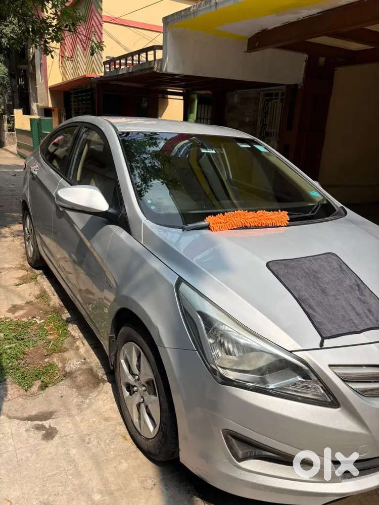 Hyundai Verna 2015 Petrol. Upto Tax 2030 Sedan Luxury Car 1600cc