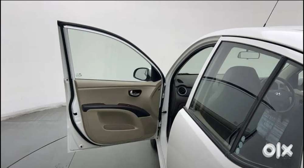 Hyundai I10 2015 Cng & Hybrids 68000 Km Driven