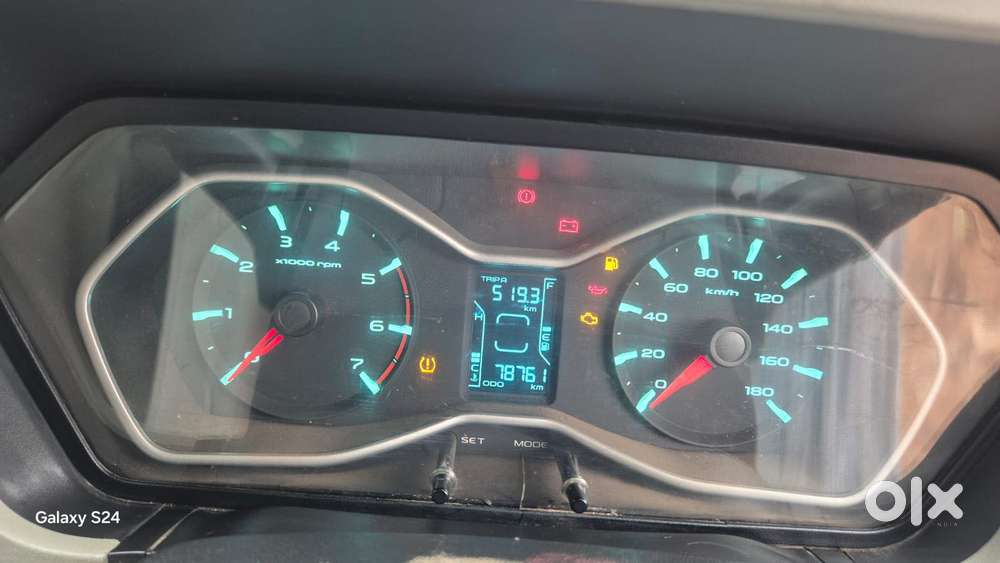 Mahindra Scorpio S10 7 Seater, 2015, Diesel