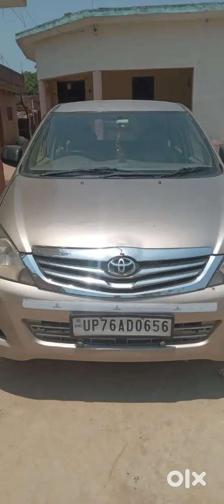 Toyota Innova 2009 Diesel 150000 Km Driven