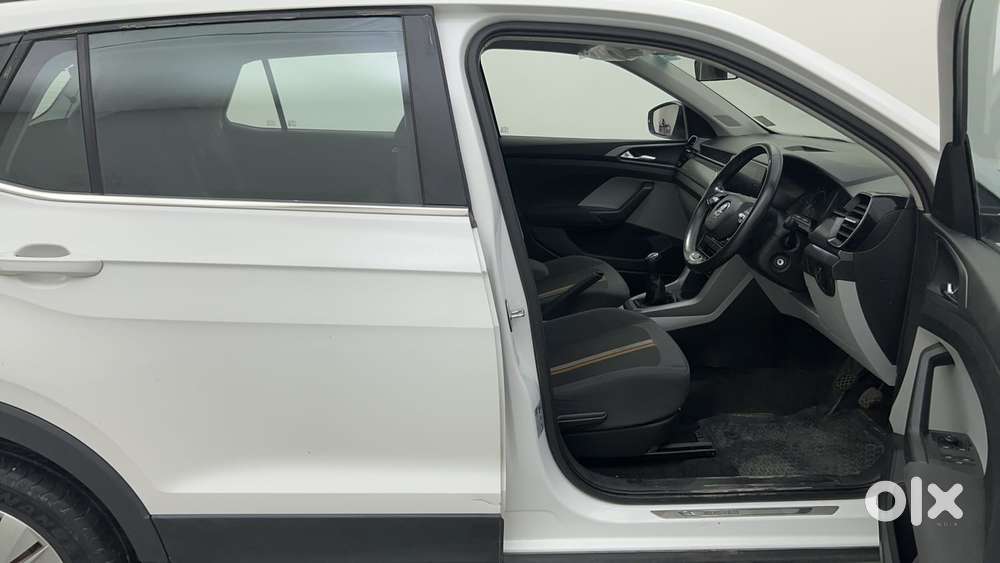 Skoda Kushaq Ambition 1.0l Tsi Mt, 2023, Petrol