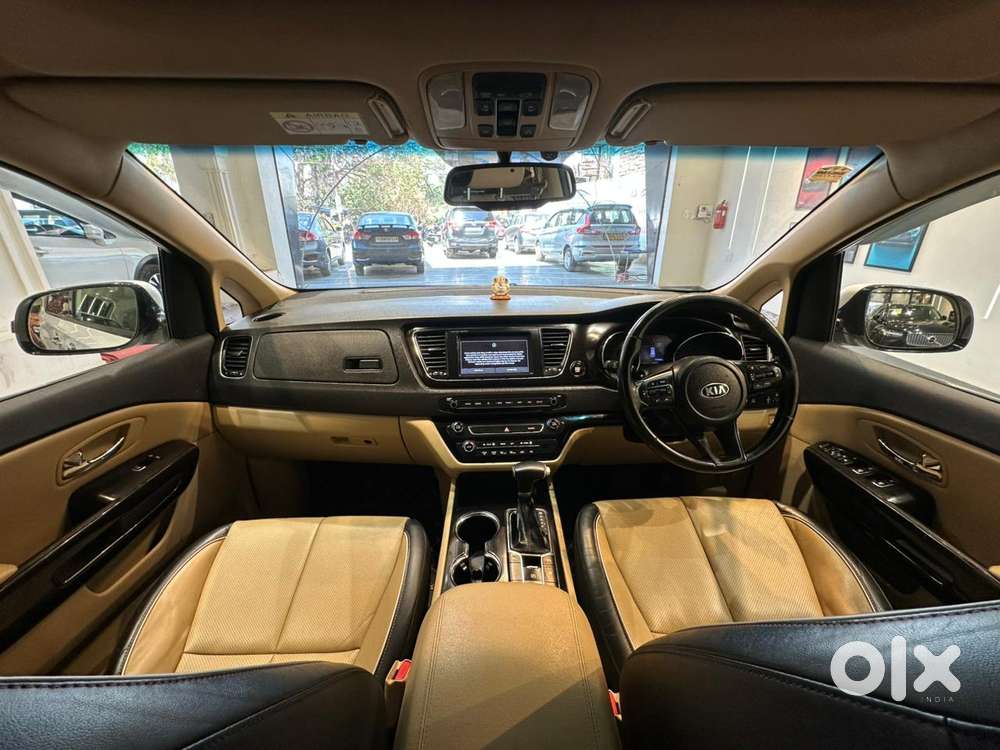 Kia Carnival Premium 8 Str, 2020, Diesel