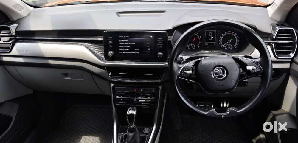 Skoda Kushaq 1.0 Tsi Ambition At, 2023, Petrol