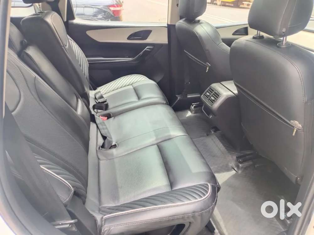 Mahindra Xuv700 2.2 Ax 5 Diesel Mt 7 Str, 2023, Diesel