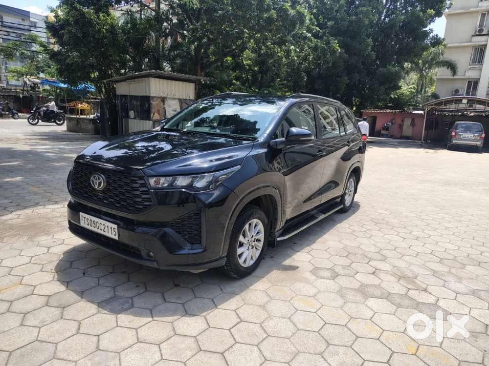 Toyota Innova Hycross 2.0 Gx 8 Str, 2023, Petrol