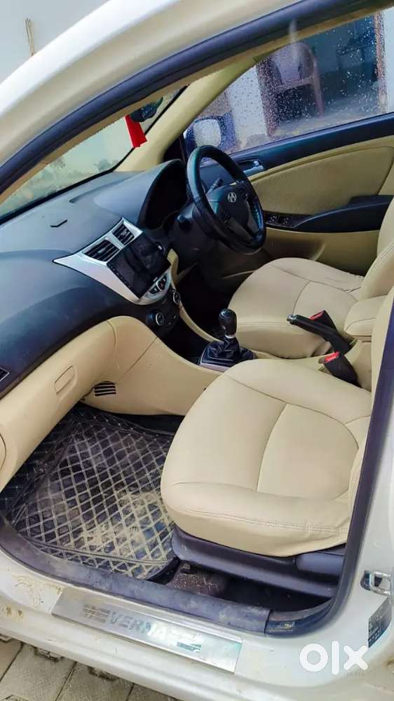 Hyundai Verna Fluidic 2015 Manual