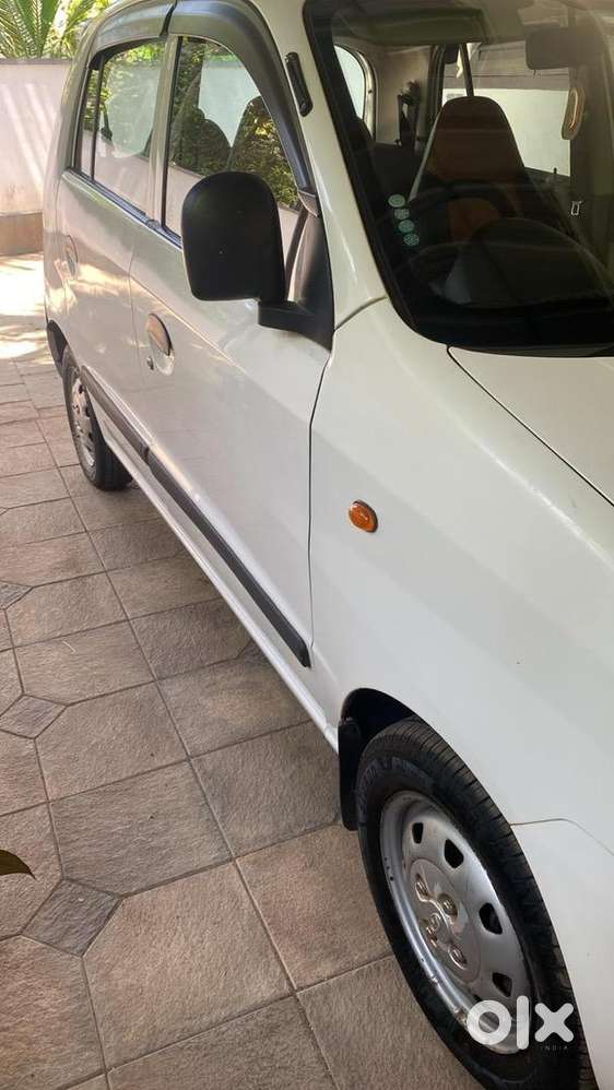 Hyundai Petrol Manual 2011