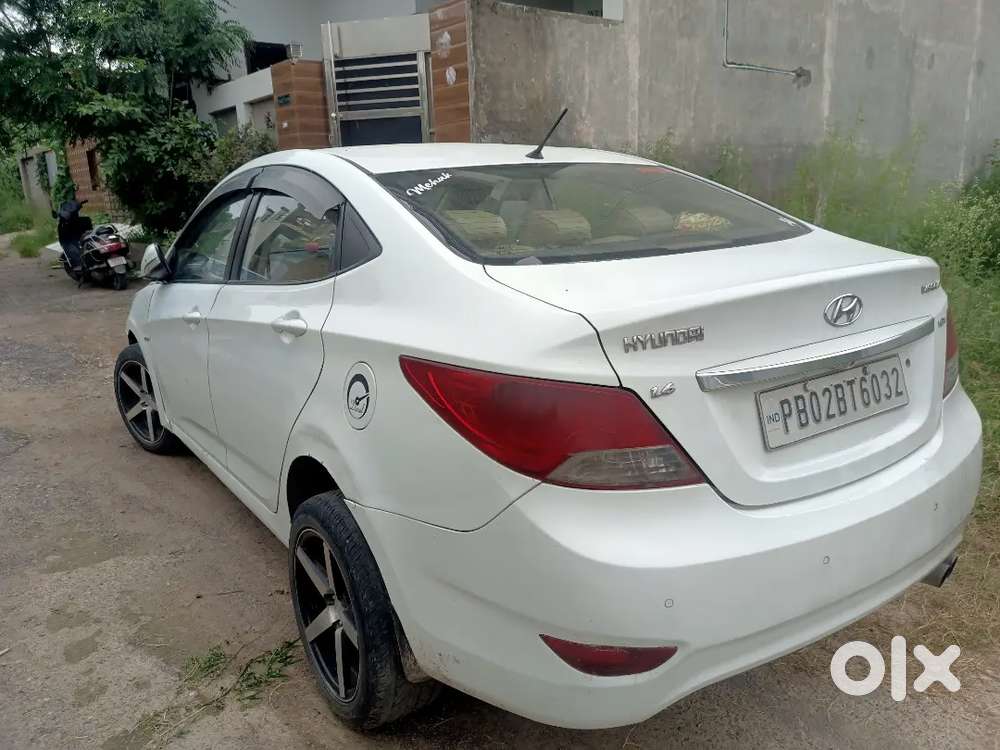 Hyundai Verna Sx 1.6 2012