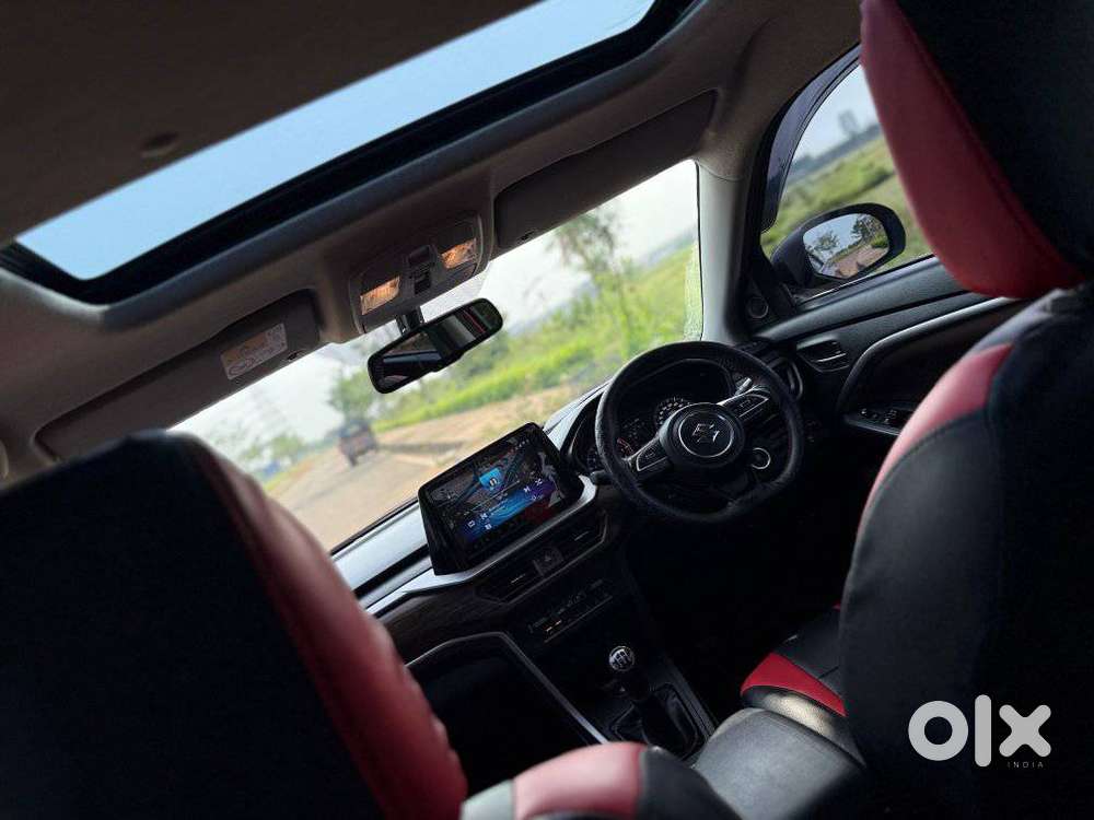 Maruti Suzuki Brezza 1.5 Zxi Smart Hybrid Dual Tone, 2023, Petrol