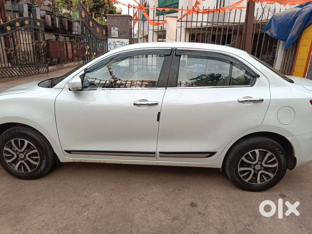 Maruti Suzuki Dzire 1.2 Vxi Amt, 2024, Petrol
