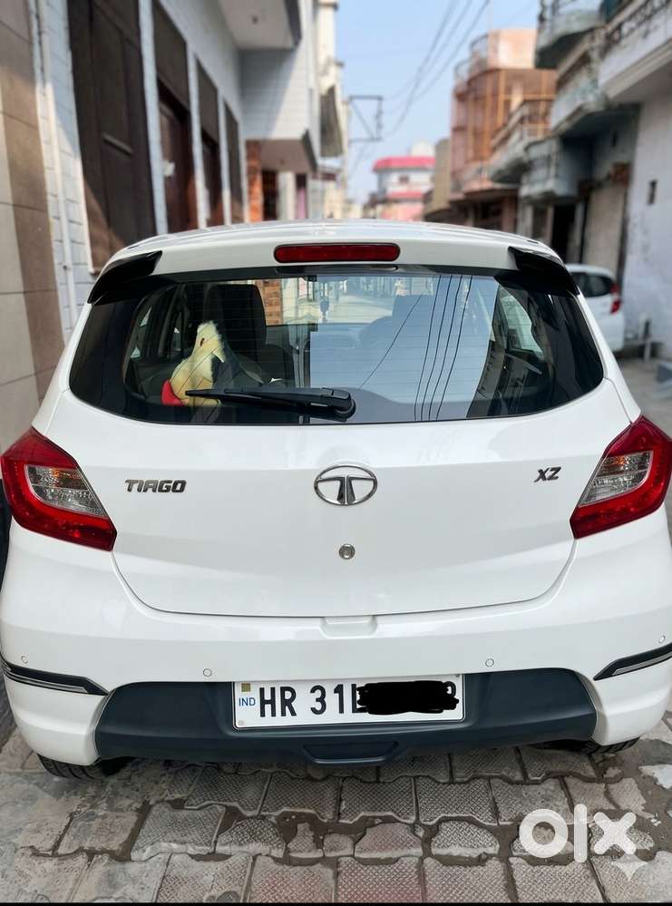 Less Driven Top Model Tiago