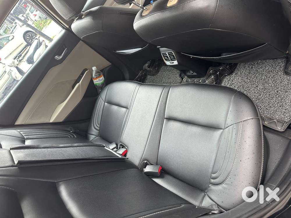 Hyundai Verna 1.5 Sx Petrol Mt, 2022, Petrol