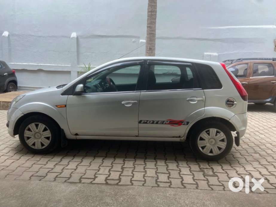 Ford Figo Petrol Zxi, 2012, Diesel