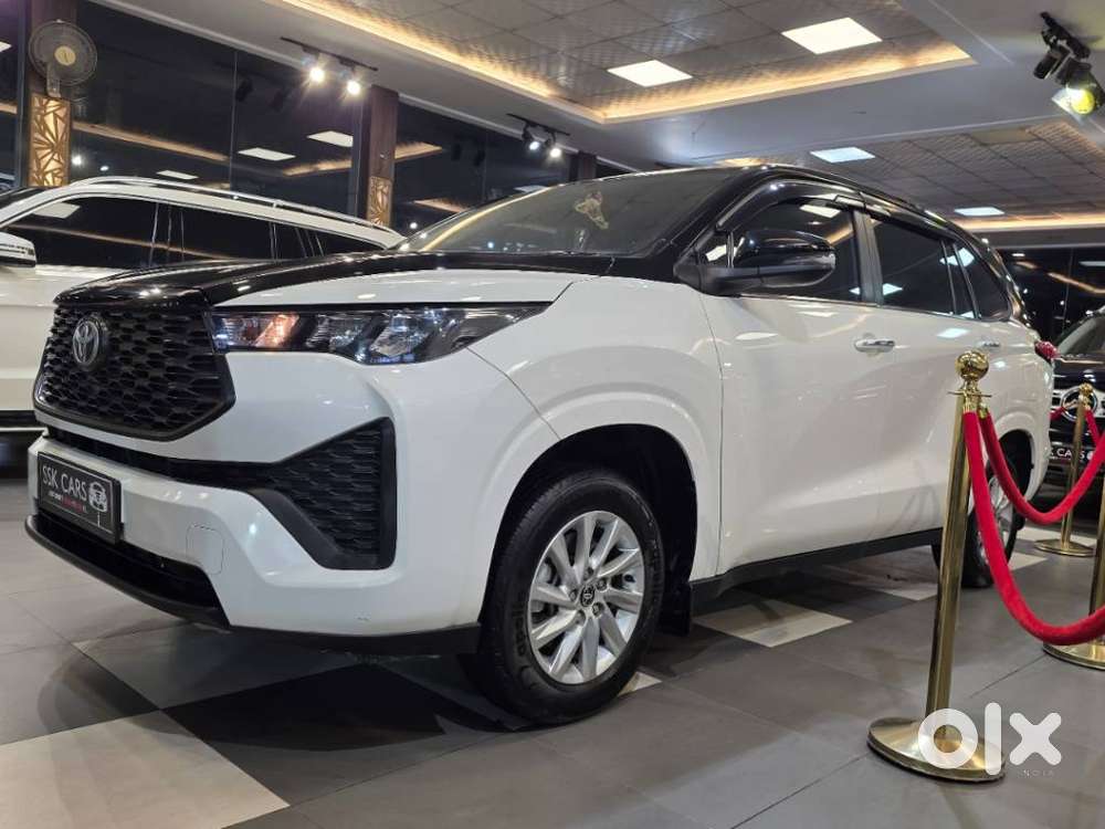 Toyota Innova Hycross 2.0 Gx 7 Str, 2025, Petrol