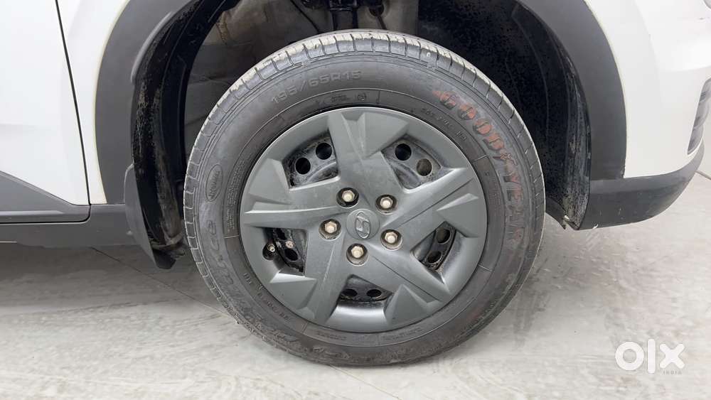 Hyundai Venue 1.2 S (o), 2023, Petrol