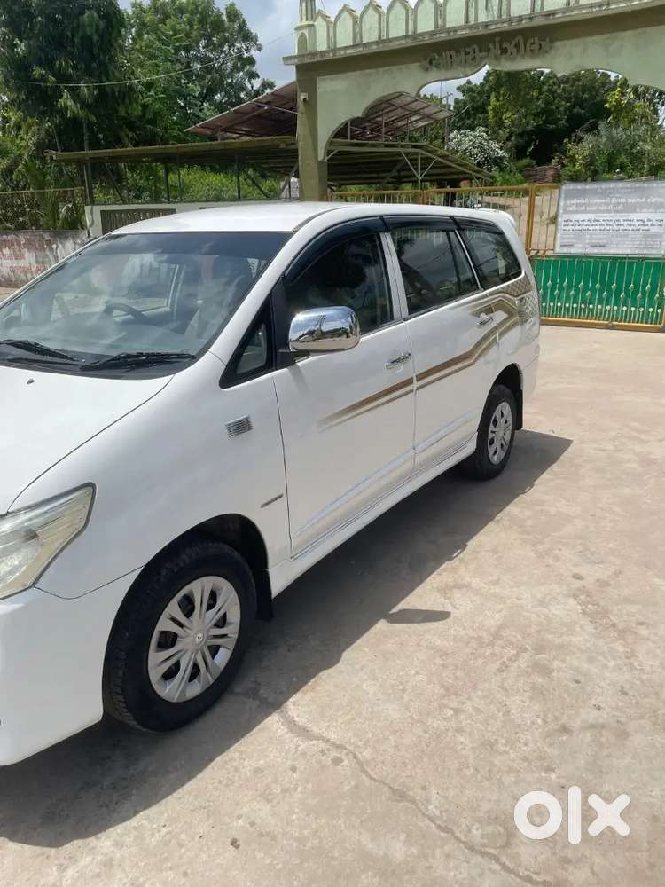 Toyota Innova 2014 2owner Total Original