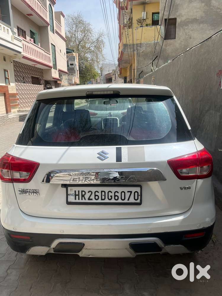 Maruti Suzuki Vitara 2017 Well Maintained 3rd Both Keys Company Record