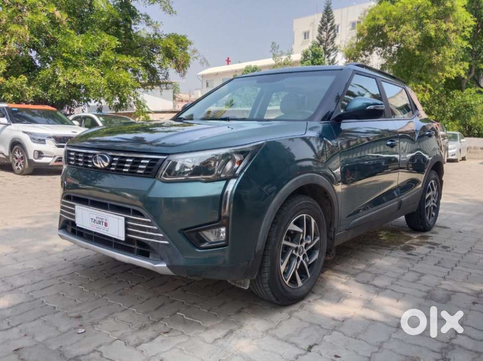 Mahindra Xuv300 W8, 2022, Petrol