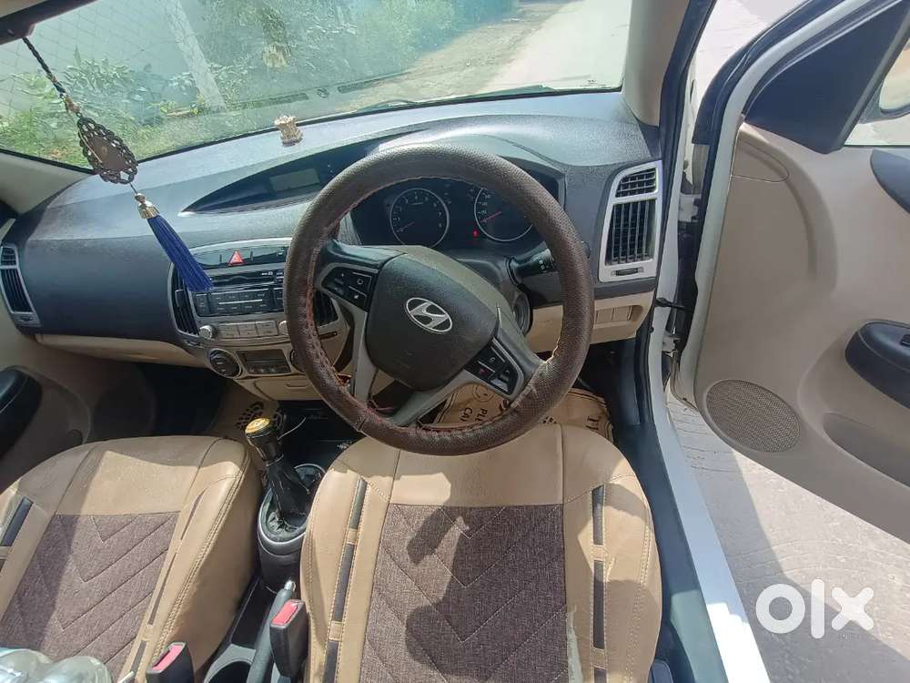 Hyundai I20 Sportz Petrol Manual 2012