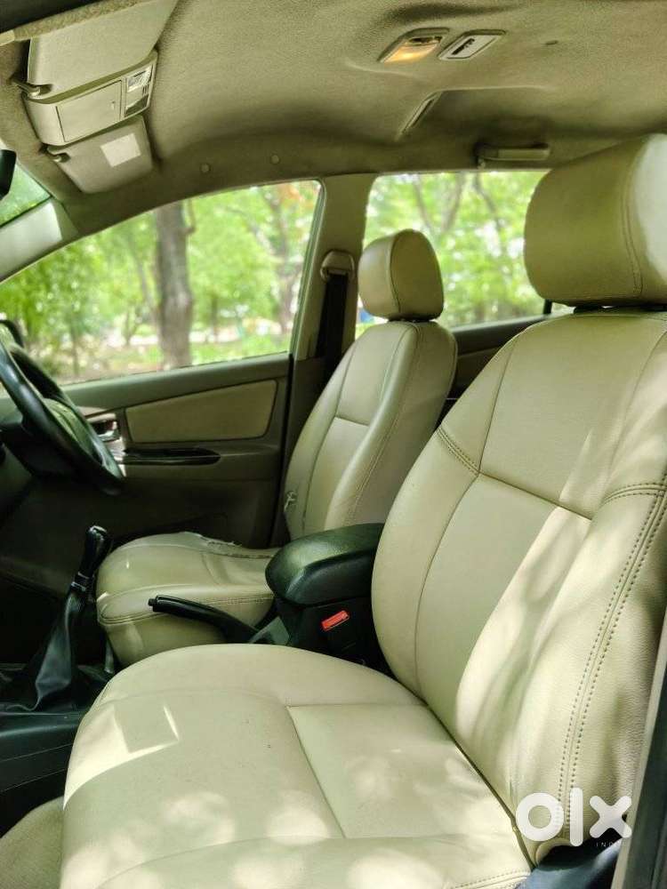 Toyota Innova 2.5 V 7 Str, 2015, Diesel