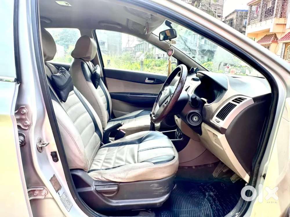Hyundai I20 Sportz 1.2 Bs-iv, 2011, Petrol
