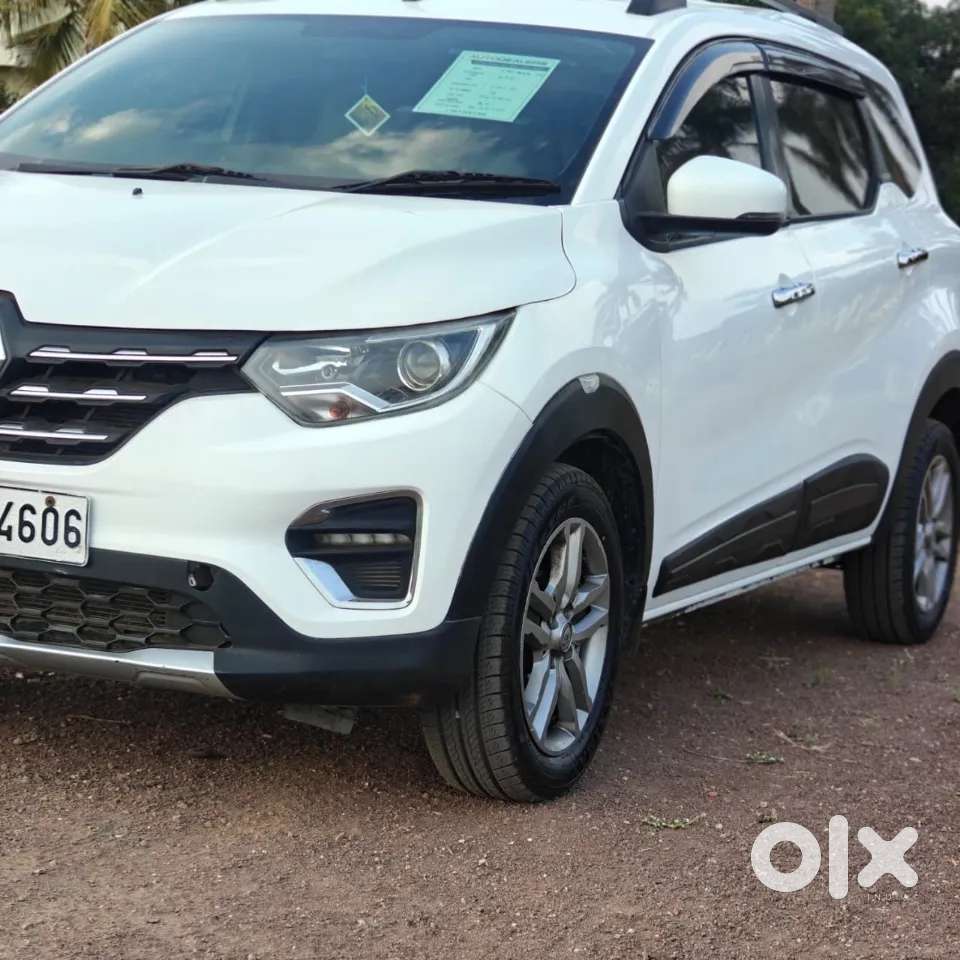 Renault Triber Rxz, 2021, Petrol